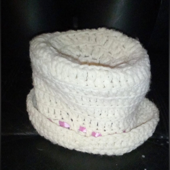 Cute Handmade Crochet Floral Bathroom Toilet Tissue Topper Hat Cozy - Picture 2 of 2